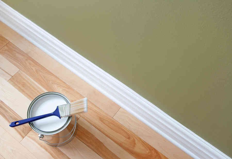 Skirting board paint